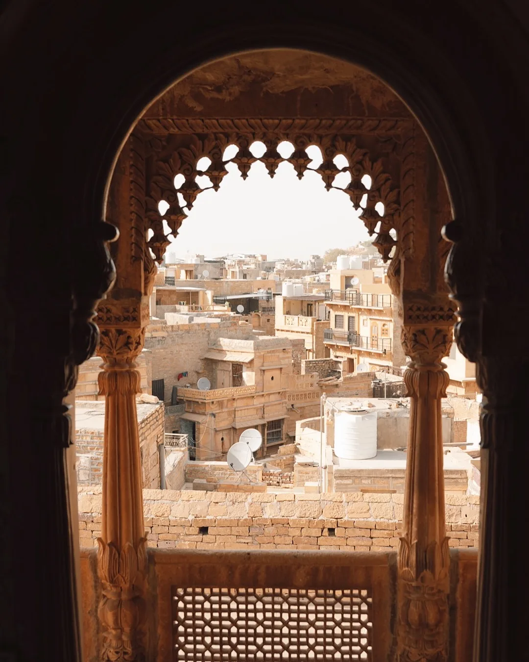 Highway approach to the golden city of Jaisalmer