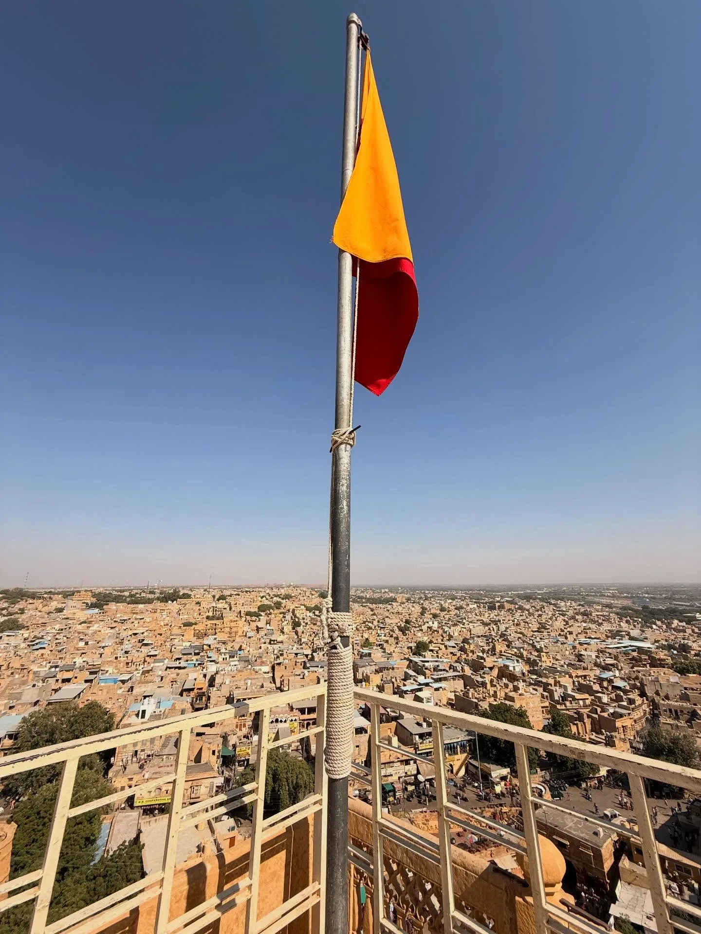 Group travel adventures across desert dunes and fort bastions in Jaisalmer
